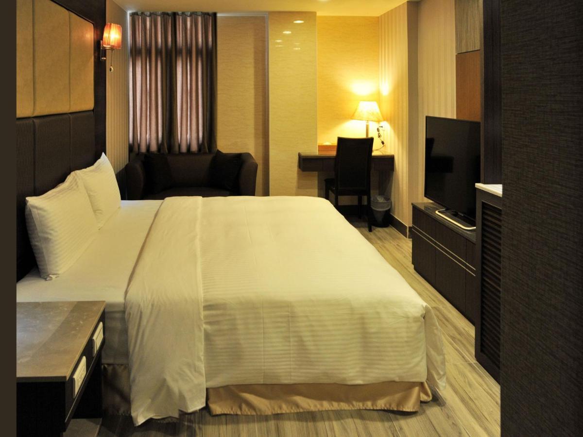 Maple Hotel Second Branch Tainan Dış mekan fotoğraf